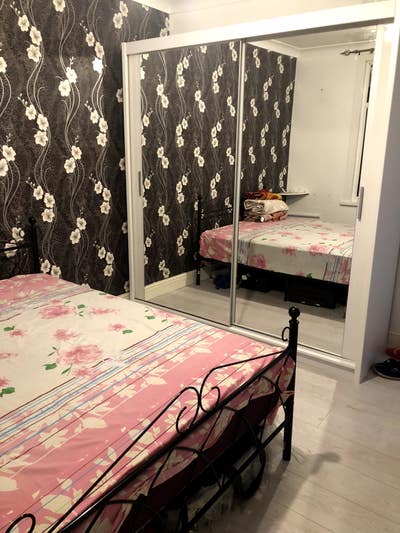 Prime Spot Near 3 Stations | Rooms Available Main Photo