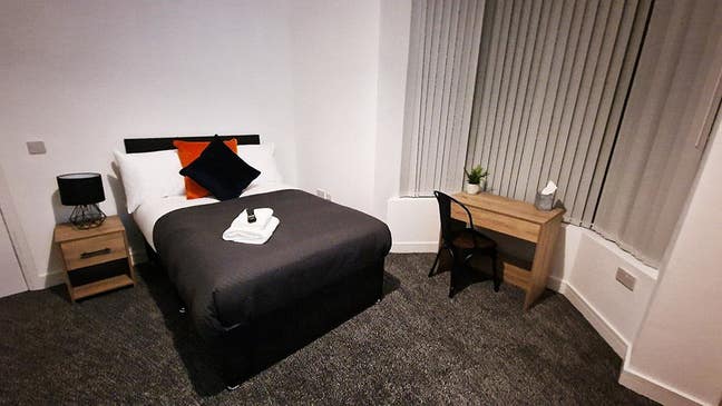 Spacious Double En-Suite Rooms in Town Center Main Photo