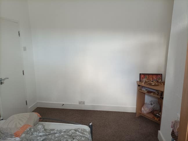 Room available for rent  Main Photo