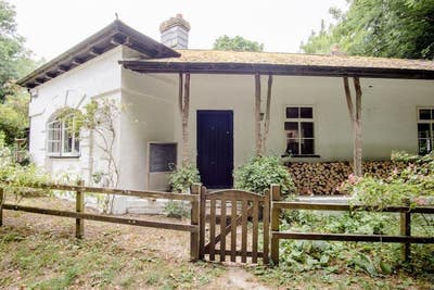 Country cottage, 15 minutes from Salisbury Main Photo