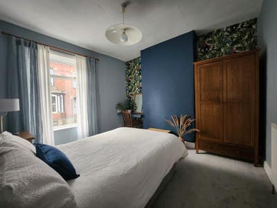 Double Bedrooms available in 4-bed house Main Photo