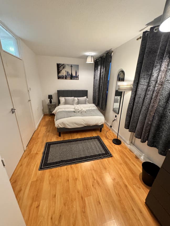 2 amazing spacious rooms in Mile End  Main Photo