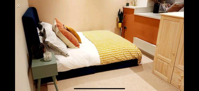 Double Room in Beautiful Apartment -Bills Included Main Photo