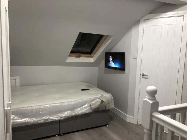 Double Ensuite Room  Main Photo
