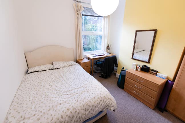 ☀️ Bright Double in Seven Dials | All Bills Inc +  Main Photo