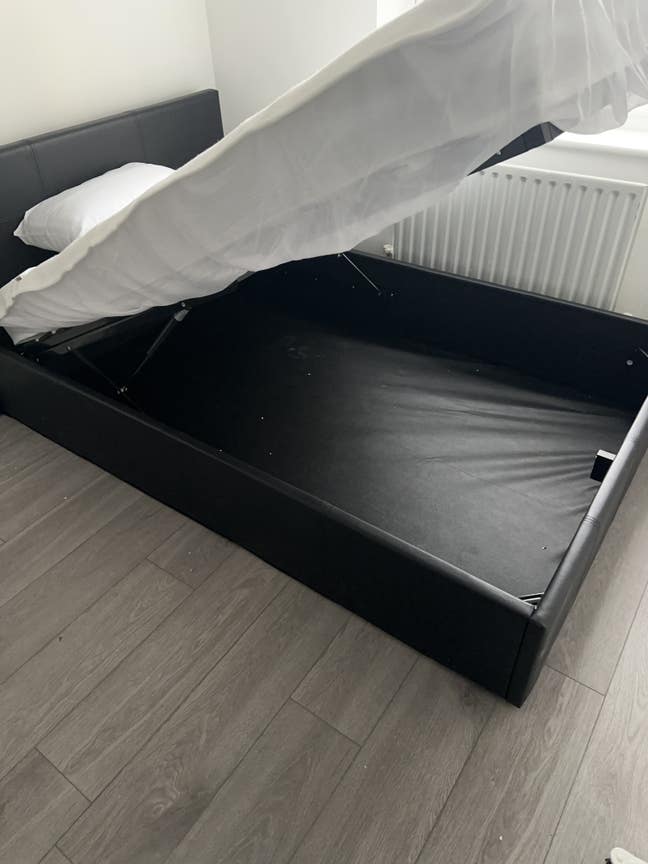New Fully Furnished Double Room + Bills Main Photo