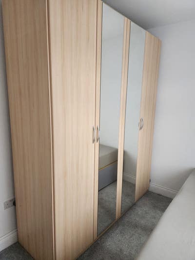 Single Room - Available Now  Main Photo