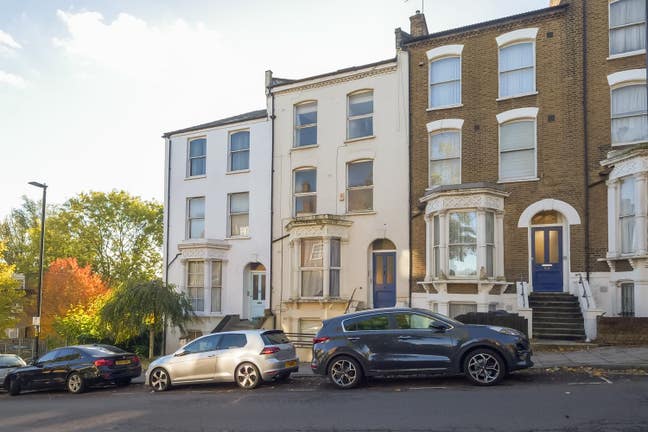 Spacious Rooms in North London  Main Photo