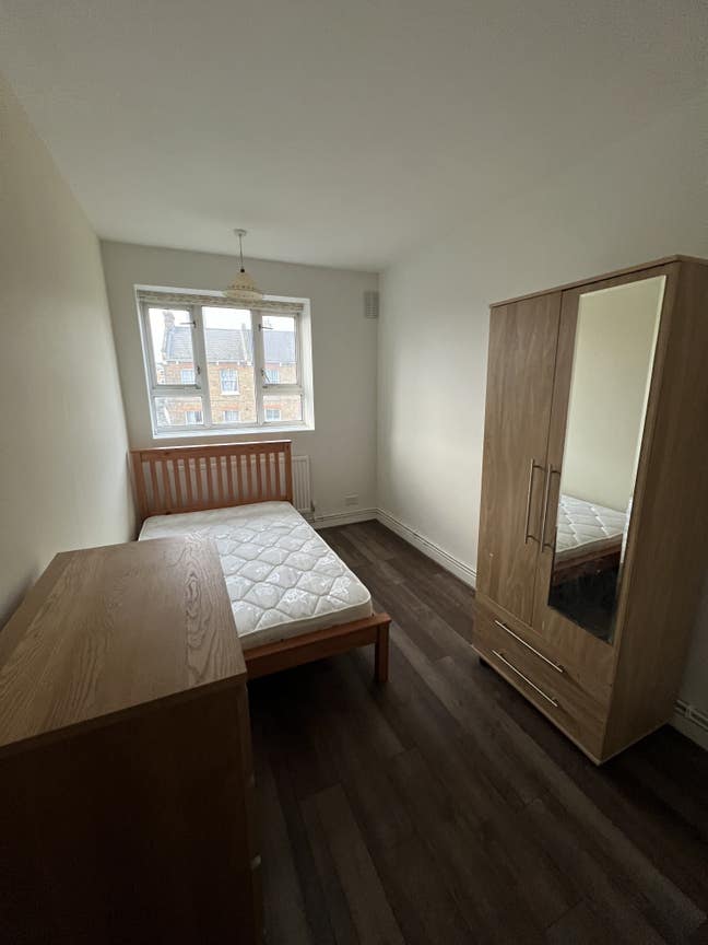 Double Room SE17 &pound;895/month inc. From 1 Oct 2026  Main Photo