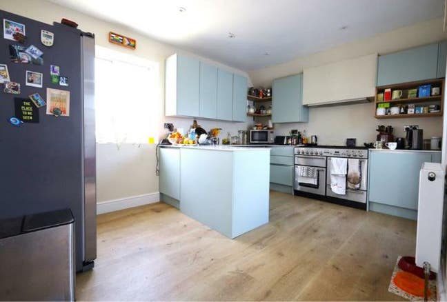 Double Hove - 2 MONTH let- 30Jan  to  30 March Main Photo