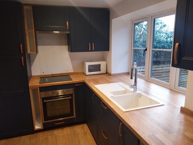 Detached Annex. 2 bedrooms: double and twin Main Photo