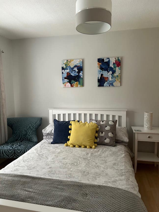 Double Room to rent . Mon-Fri  Main Photo