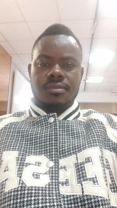 Am looking for a room for a single man  Main Photo