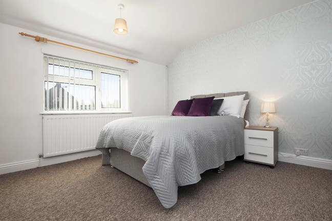 Double room near town centre Main Photo