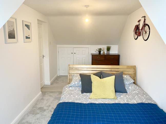 Spacious Furnished King Size Room - Leamington Spa Main Photo