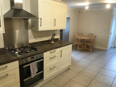 Double room in large 4 North city 4 bed house. Main Photo