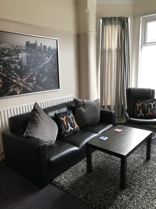 Join our friendly houseshare, Near the Park! Main Photo