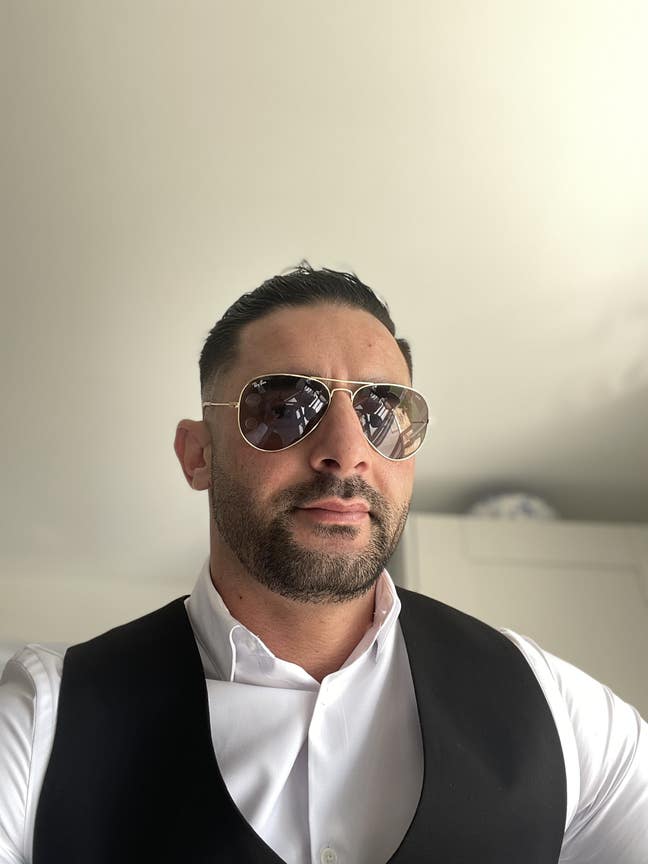 37 year old Male seeks a double room Main Photo