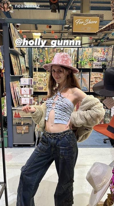 Looking to move closer to work Main Photo