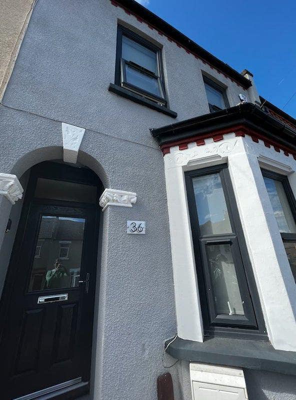 Ensuite Double Room Located in Riverdale Rd SE18! Main Photo