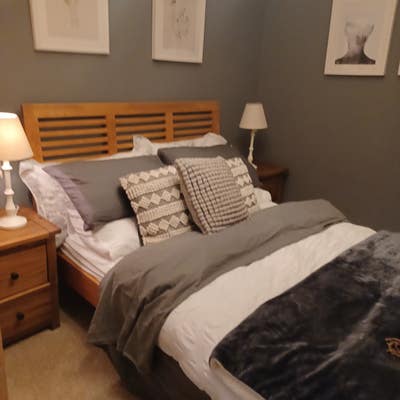 Luxury  Double Room in Wrexham LL11 Main Photo