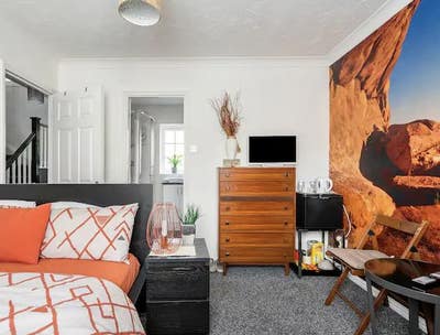 Double Ensuite Room Main Photo