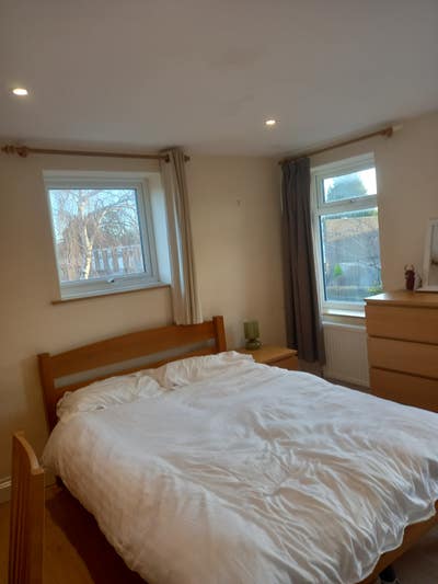 Ensuite Double Bedroom in Shared House  Main Photo