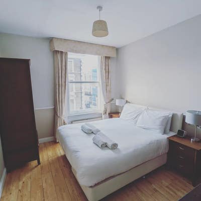 1 Bedroom Flat West Kensington  Main Photo