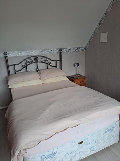 Double room to rent  Main Photo