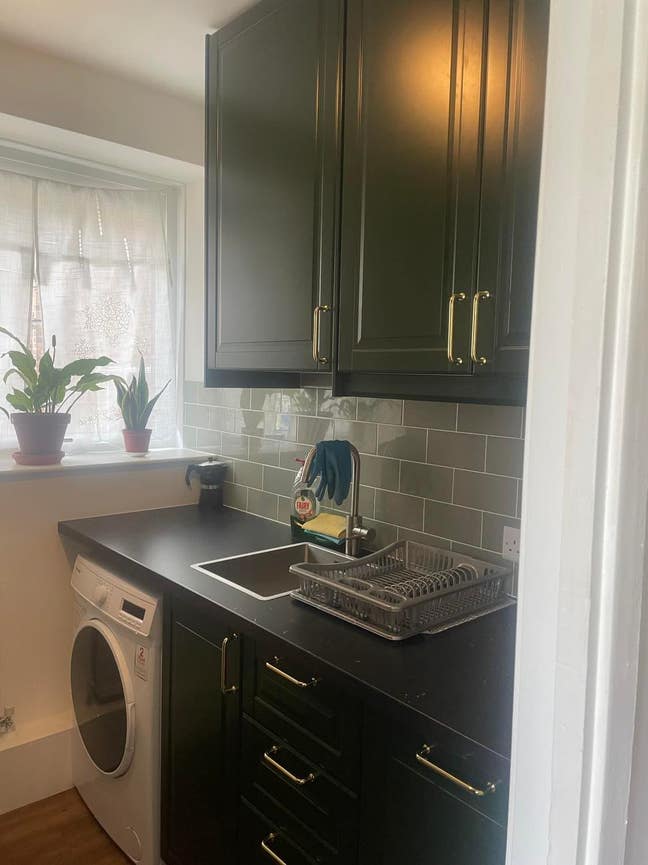 Studio flat sublet Main Photo