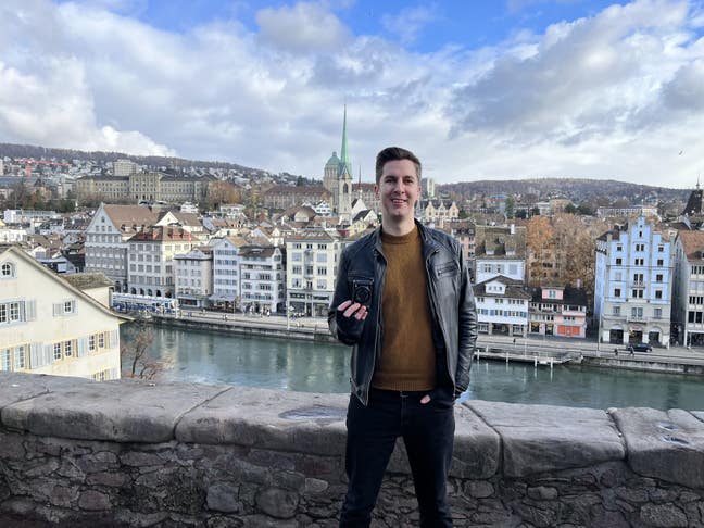 Seeking a room   Main Photo