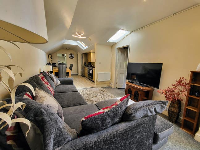 Double Rooms-Private Annex-Lodger Setup-Bills Inc Main Photo