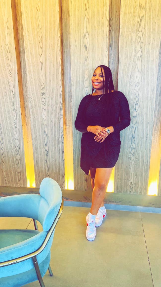 A room urgently needed Main Photo