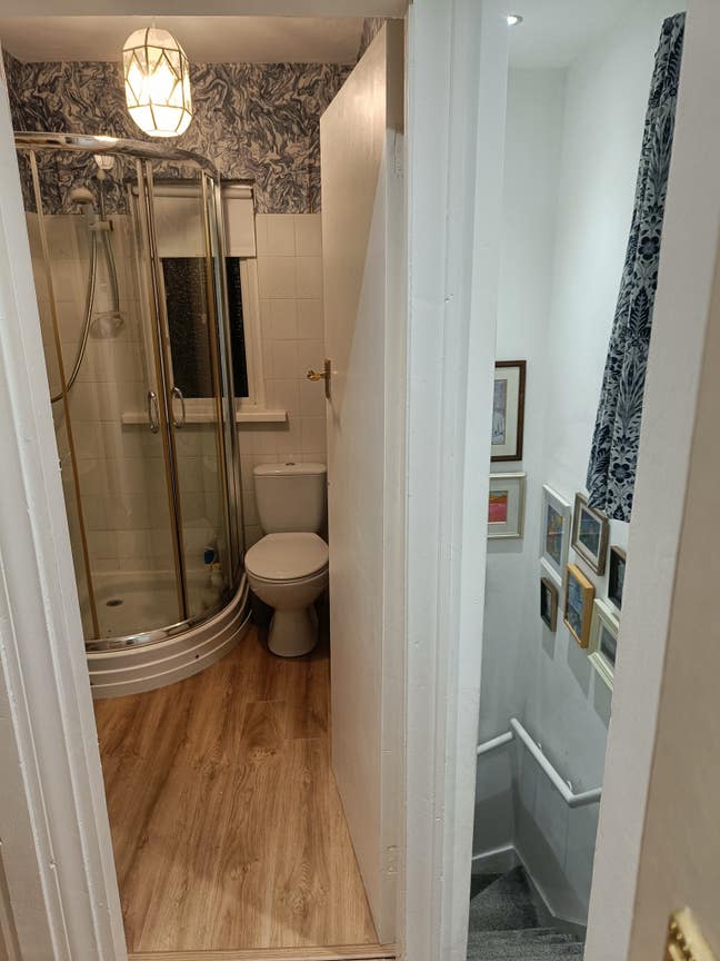 Cosy and clean double room Main Photo