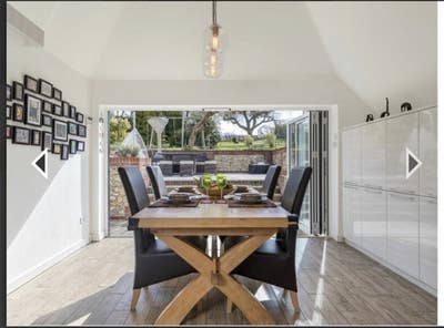 Country cottage Room | Gym • Jacuzzi • Parking Main Photo