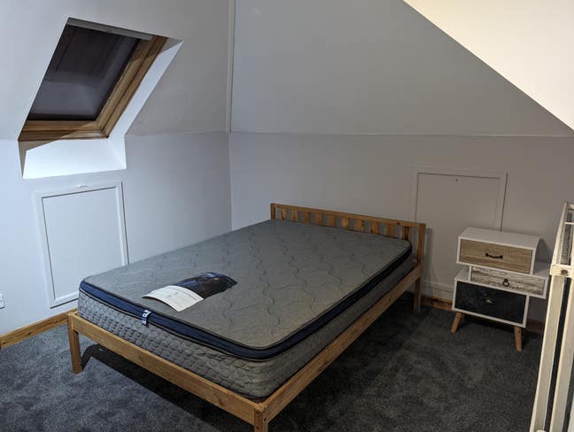 Large double, furnished, Hadleigh, all bills incl  Main Photo