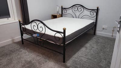 Double room with own shower room Main Photo