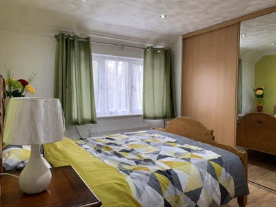 Very Large double room ideal for Cabin Crews Main Photo