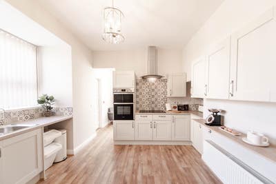 👉 Ensuite Room | 7min Walk to Station 🚆 Main Photo