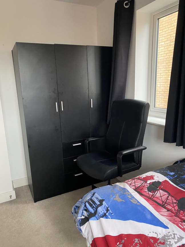 Single Room Main Photo