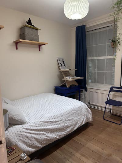 Conveniently located double room, flexible Main Photo