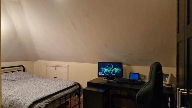 Large Double Room in Friendly House Main Photo