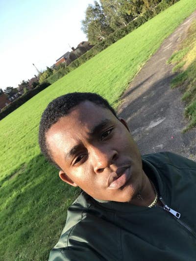 I am a male age 25 I am looking for a single ... Main Photo