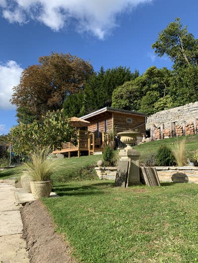 Beautiful bespoke self contained garden room Main Photo