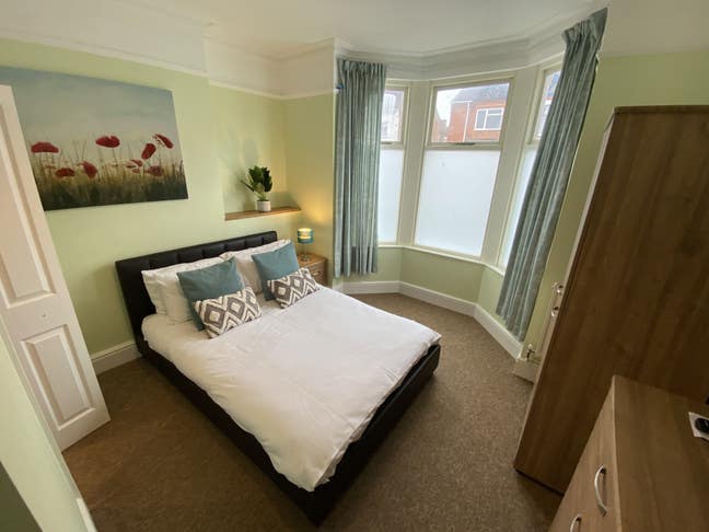 💎😋Nice Double En-Suite Room - Alderman's Dr😋💎 Main Photo