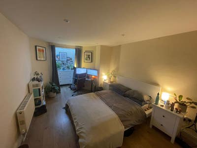 Sublet until late Nov - great Camberwell location Main Photo