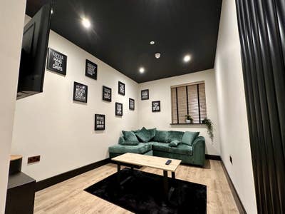 A Co-living space like no other.  👑 Main Photo