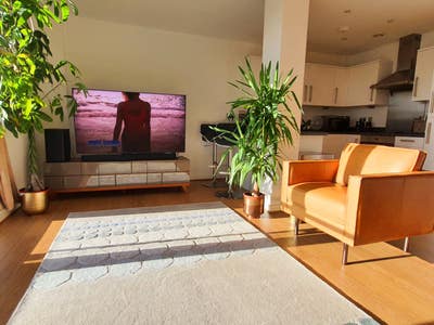 Room Plus Living Area in 2 Bed Apartment Main Photo