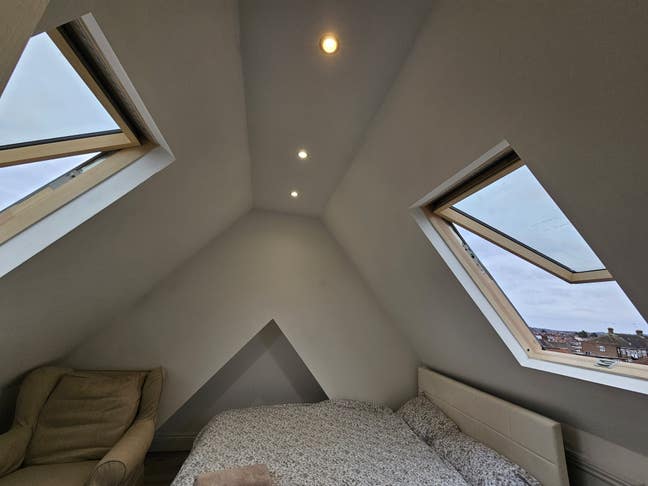 Brand new loft space room with en suite Main Photo