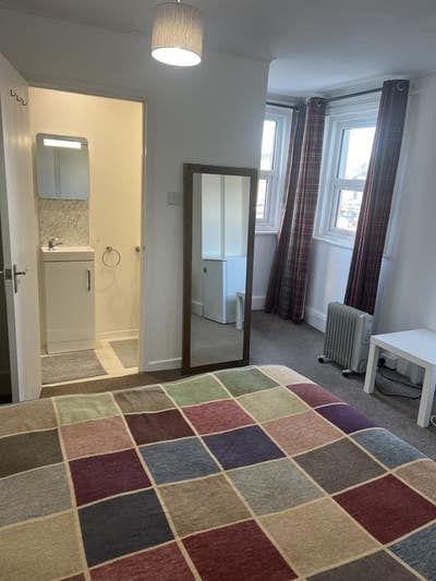 En-suite Double Room! Bournemouth Town Centre! Main Photo